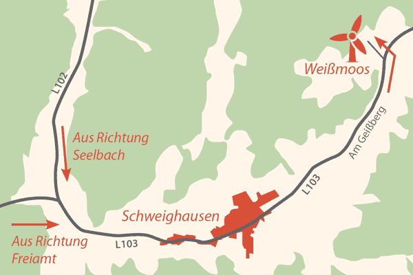 Der Weg zum Weißmoos ist am Tag der Einweihung durch Schweighausen beschildert.